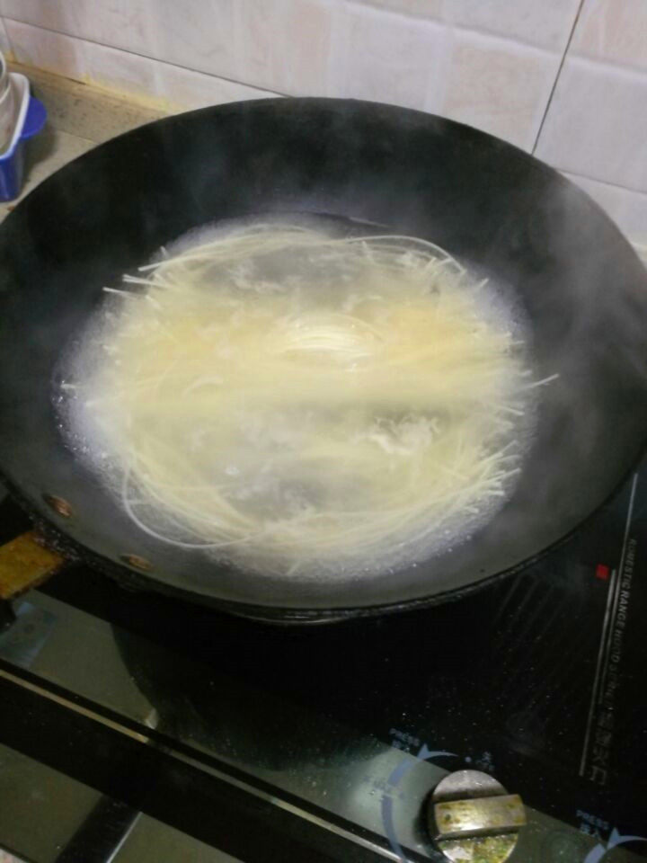 四季豆肉末西红柿鸡蛋步骤12