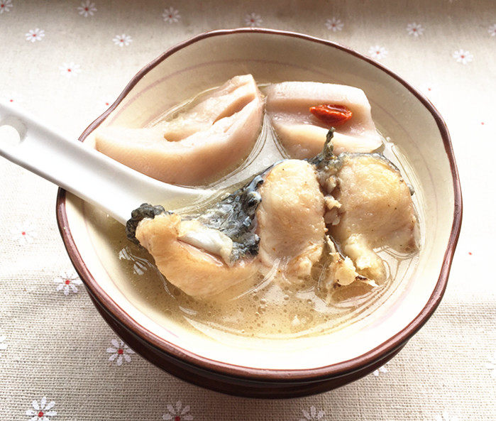 财鱼煲莲藕汤步骤13