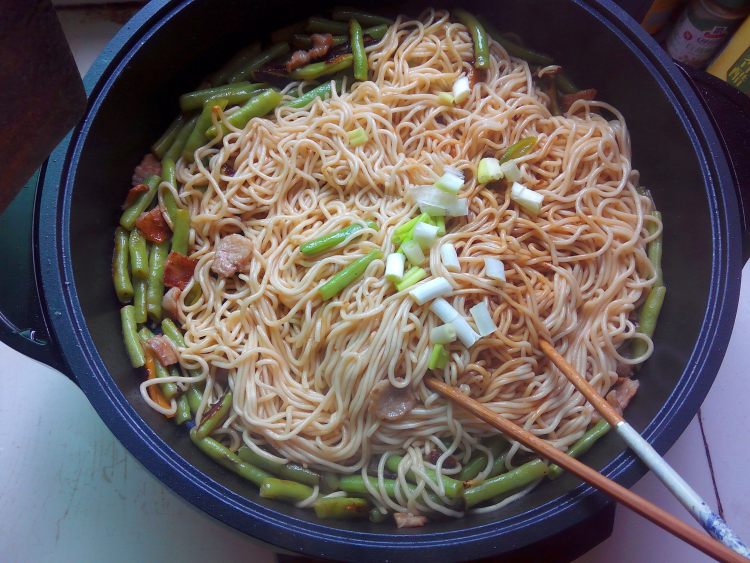 四季豆焖面步骤8