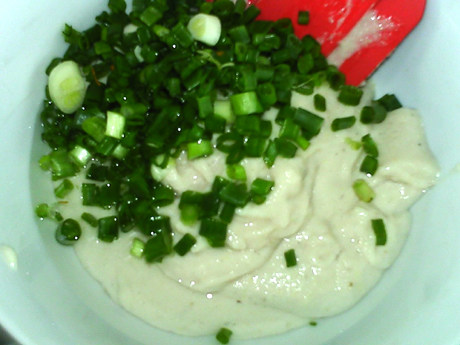 葱香山药鱼饼步骤7