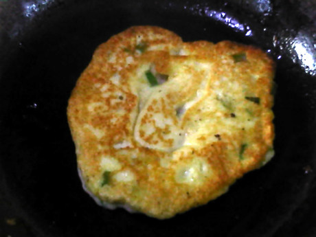 葱香山药鱼饼步骤11
