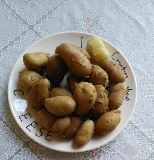 香煎小土豆步骤1