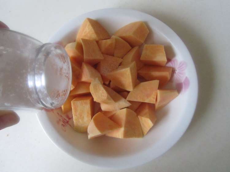 红薯蒸肉步骤4
