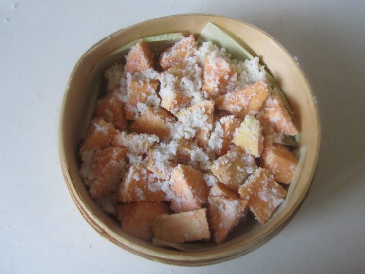 红薯蒸肉步骤6