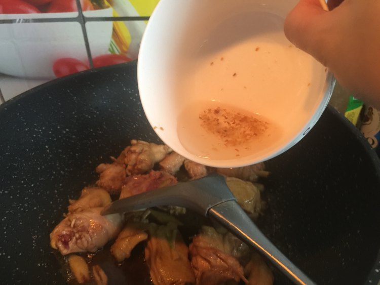 桂花栗子鸡步骤7