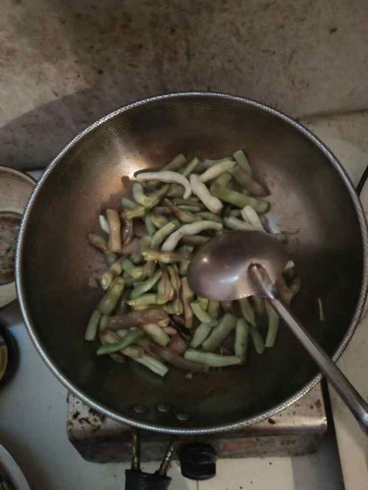 猪肉炖扁豆步骤6