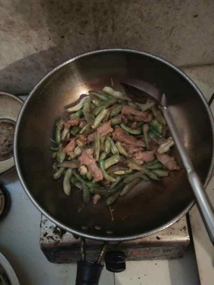 猪肉炖扁豆步骤7