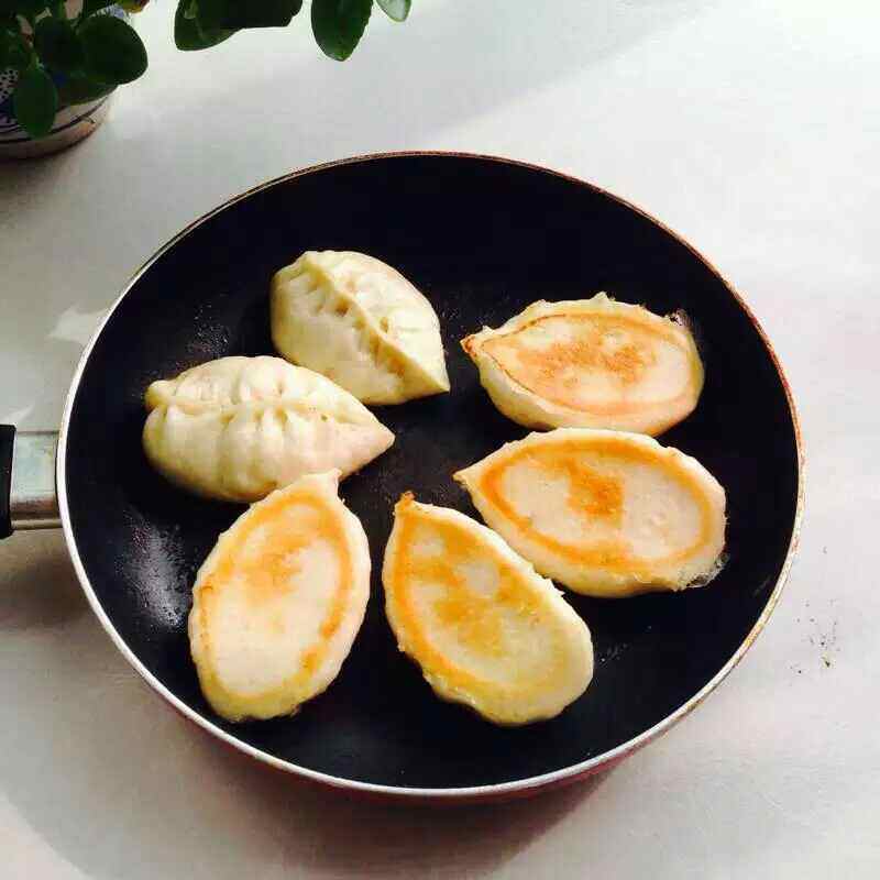 肉馅水煎包步骤15
