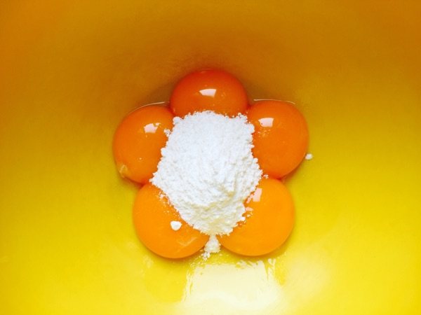 藜麦奶油蛋糕步骤2