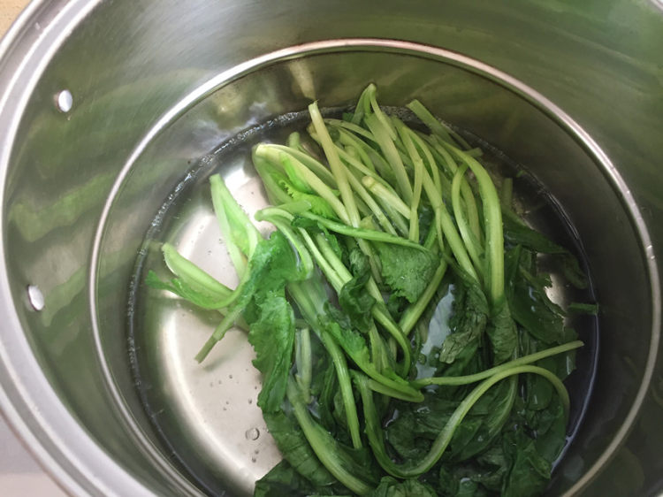 翡翠白菜豆腐肉末水饺步骤3