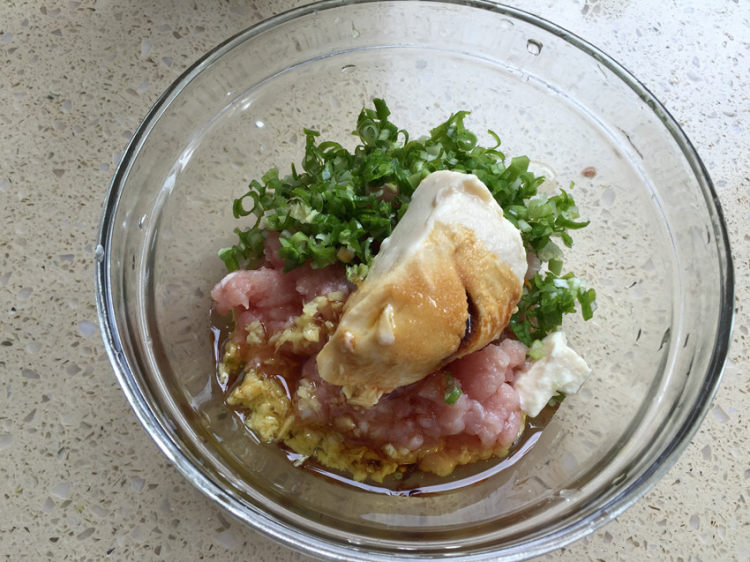 翡翠白菜豆腐肉末水饺步骤7