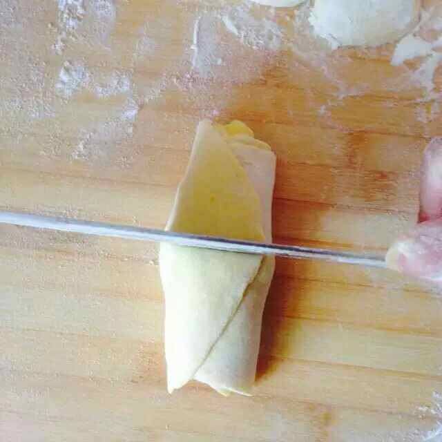 玫瑰花方瓜馒头步骤17