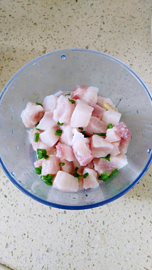 豆角肉馅水饺步骤1