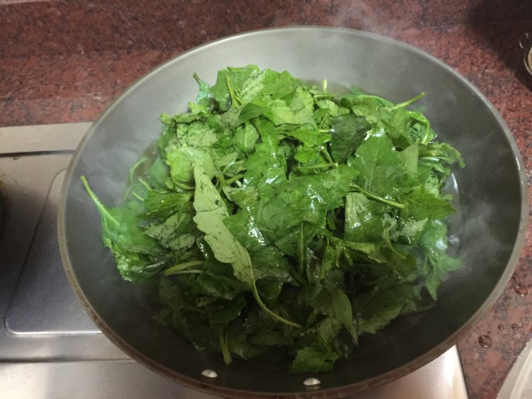 龙葵菜脯粥步骤2