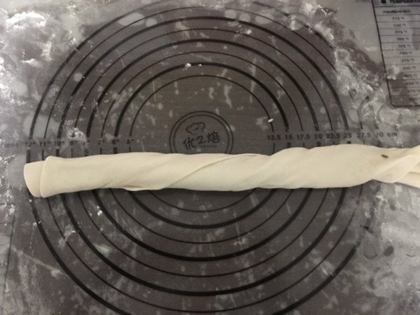 鸡油葱香手撕饼步骤11