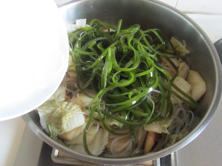 白菜豆腐炖粉条步骤8