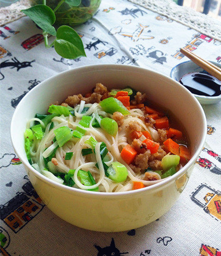 青菜肉末面条步骤7