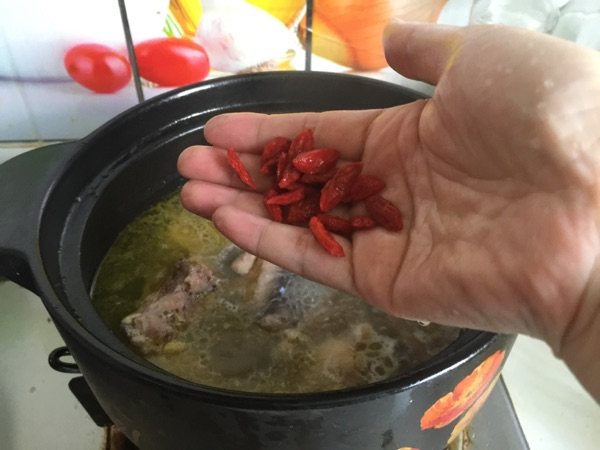 松露土鸡汤步骤8