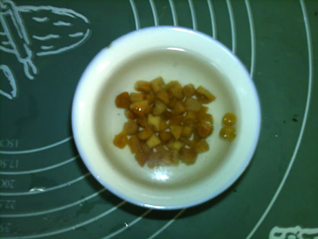 莲子瑶柱瘦肉汤步骤2