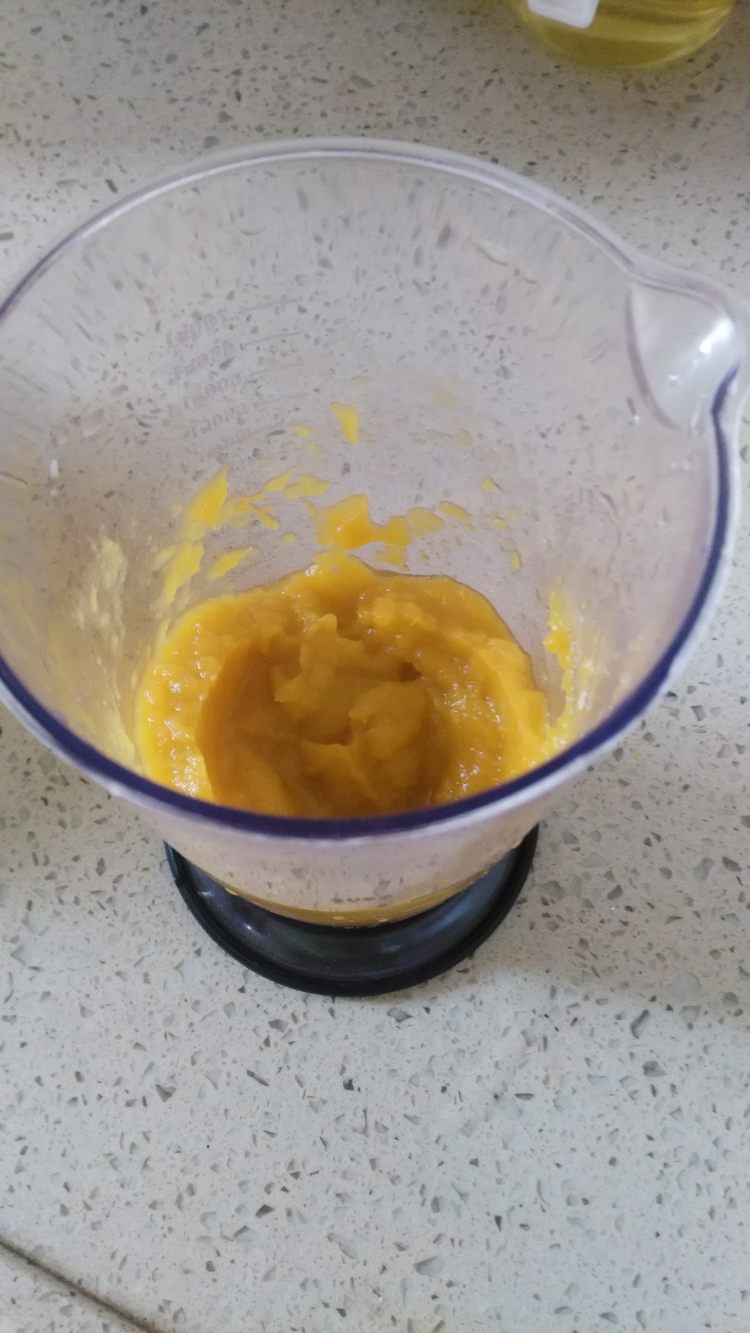 蔓越莓南瓜发糕步骤2