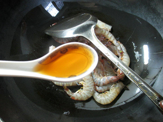 土豆炒基围虾步骤3