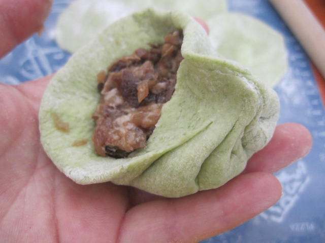 干蘑猪肉菠菜包子步骤11