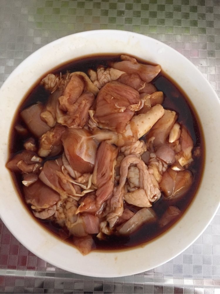 土豆鸡块步骤1