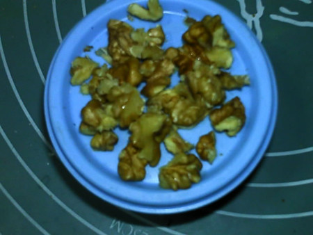 枣杞核桃燕麦薏米红豆步骤3
