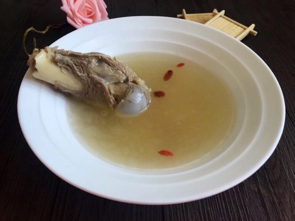 清炖大骨头汤步骤6