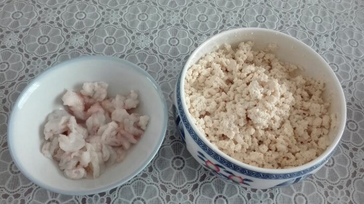 豆腐虾仁羹步骤2