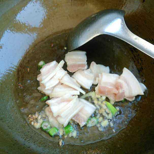 芹菜炒肉#多效护理一步骤4