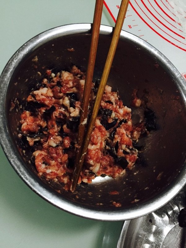 菇耳肉包步骤5