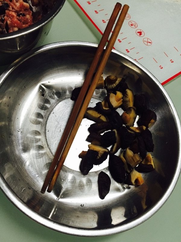 菇耳肉包步骤6