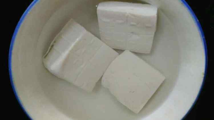 豆腐蒸蛋步骤2