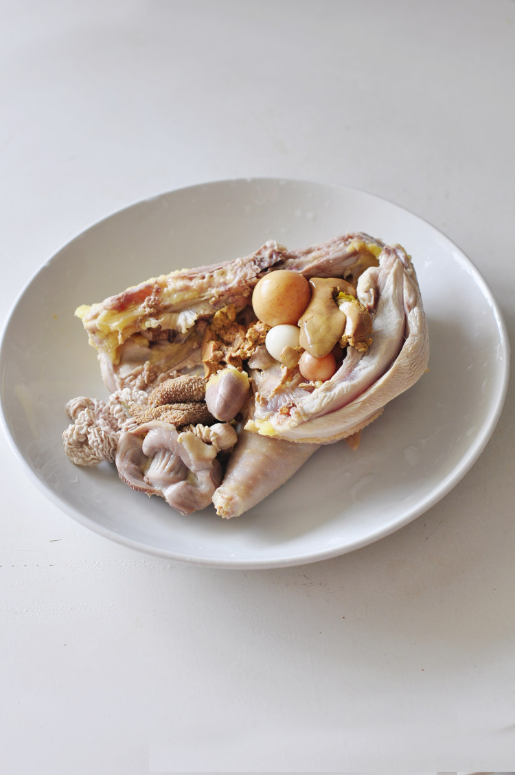 金钱菇母鸡汤步骤2