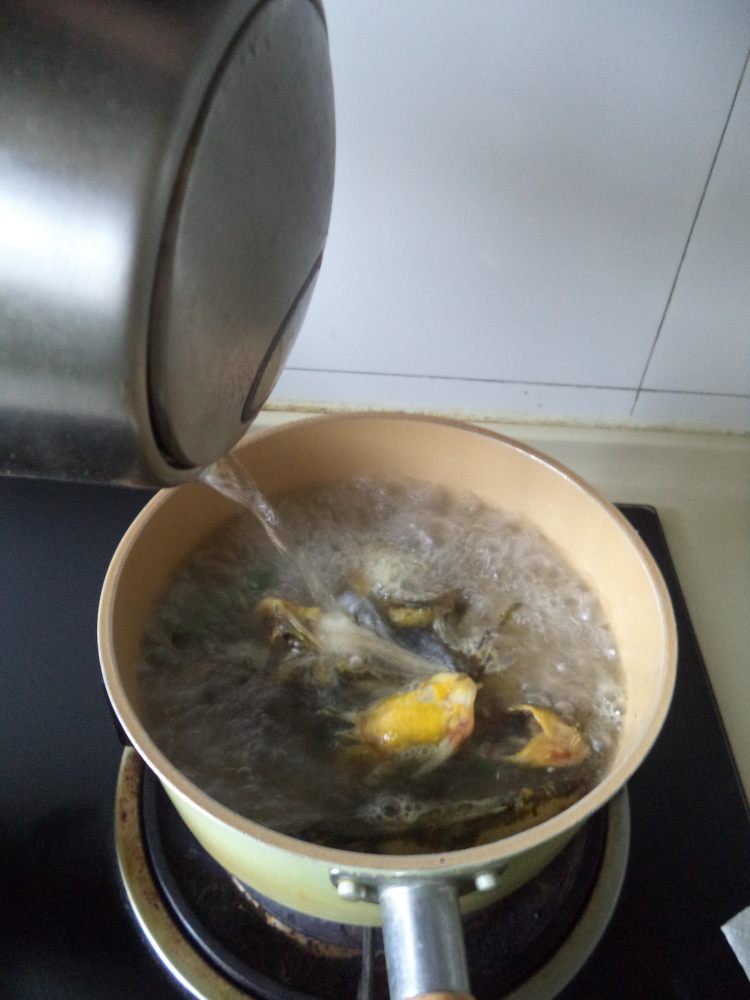 黄骨鱼豆腐汤步骤6