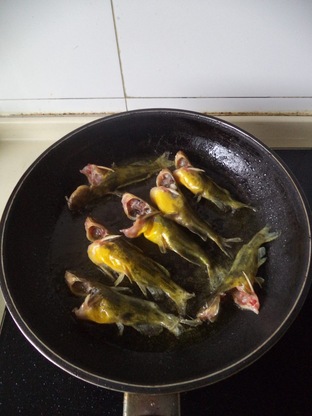 黄骨鱼豆腐汤步骤3