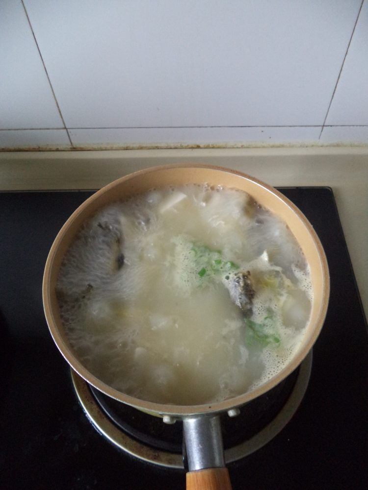 黄骨鱼豆腐汤步骤11