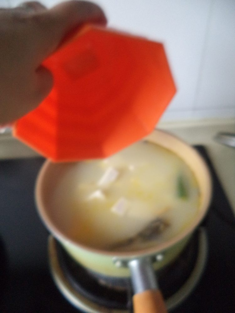 黄骨鱼豆腐汤步骤9