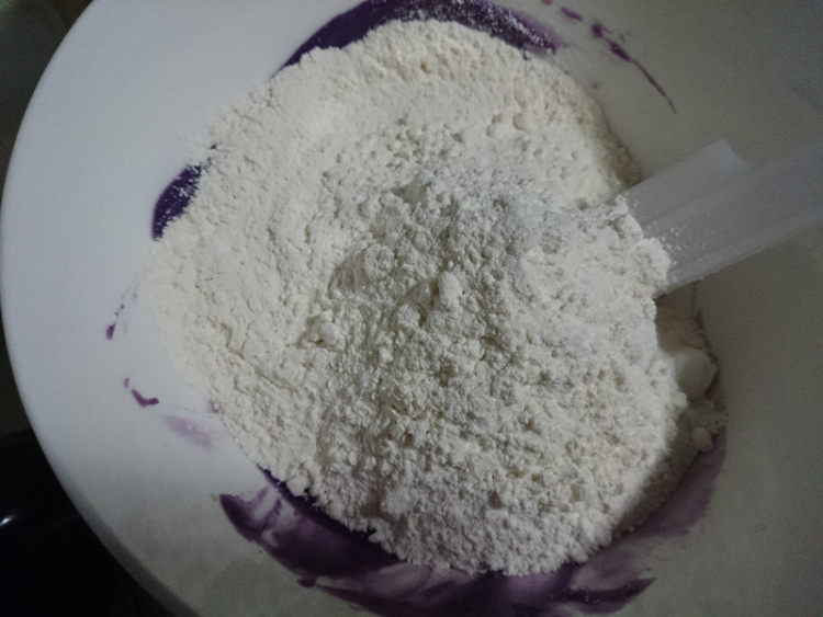 手工紫薯馒头步骤5