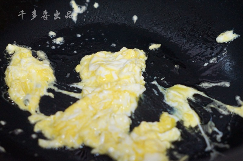菠萝什锦炒饭步骤5