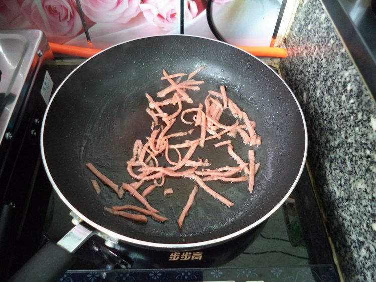 火腿蛋丝粥步骤5