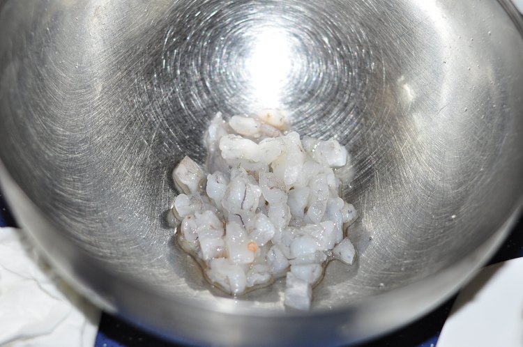 芹菜虾仁玉米蛋饼步骤3