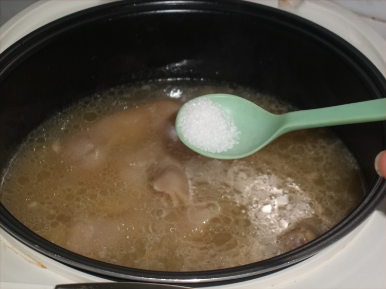 猪手黄豆汤步骤8