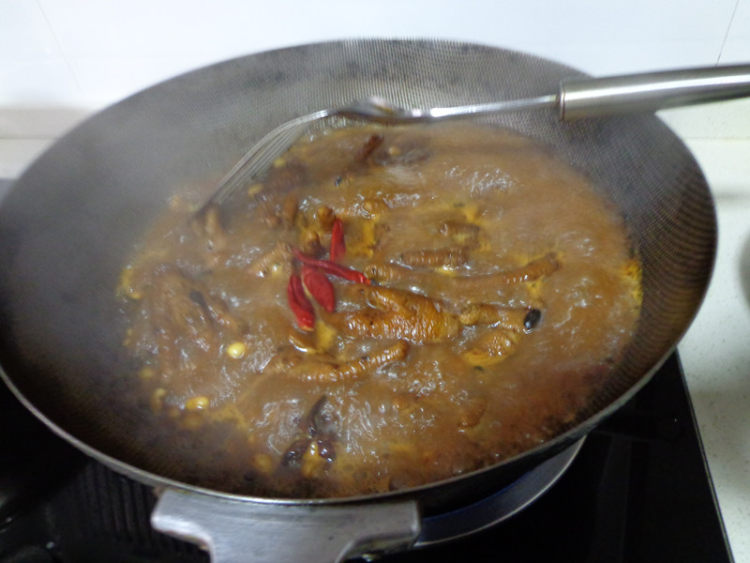黄豆烧凤爪步骤9