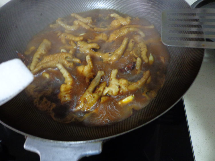黄豆烧凤爪步骤7