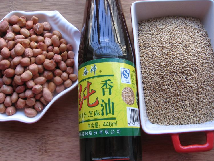花生芝麻酱步骤1