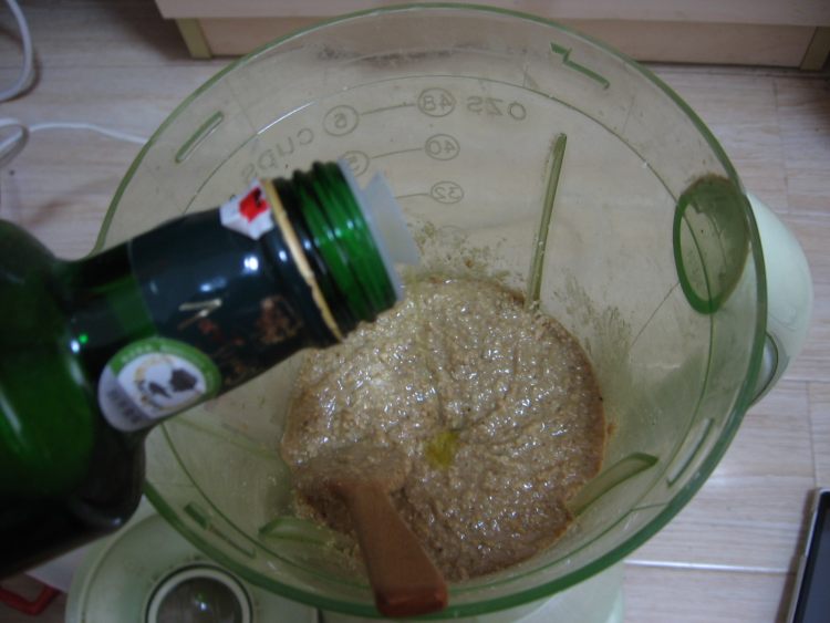 花生芝麻酱步骤8
