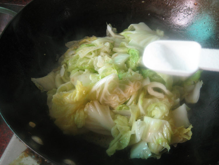 白菜虾仁步骤10