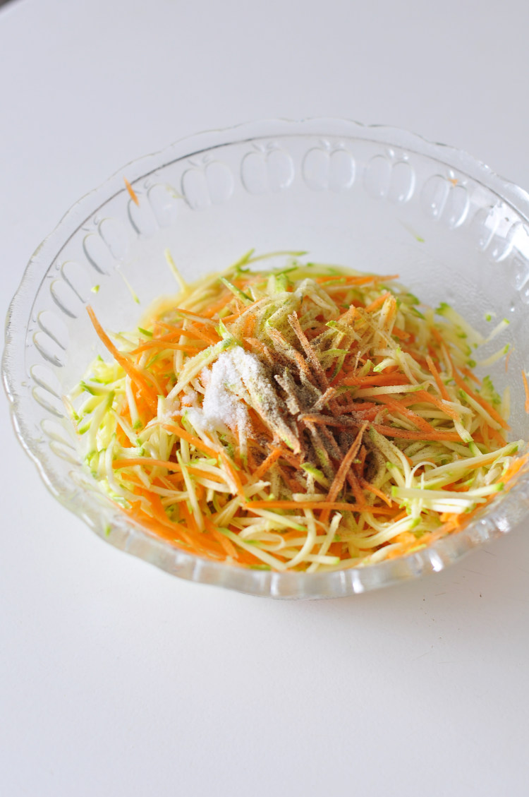 西葫芦夹心饼步骤2